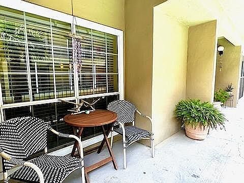 4th image of 921 Marine Dr APT 223