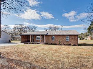 5355 Old Walker Mill Rd, Randleman, NC 27317