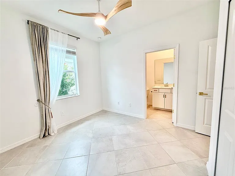 10995 Pinot Dr — Photo 26