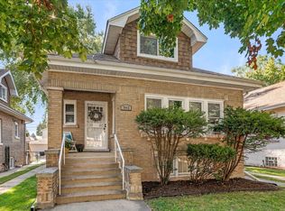 7042 26th Pkwy, Berwyn, IL 60402