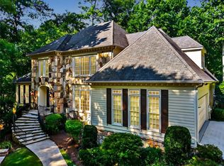 1570 Misty Oaks Dr, Sandy Springs, GA 30350
