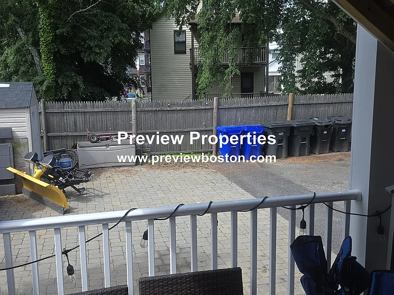 321 N Harvard St #P — Photo 13