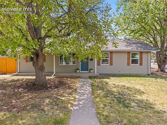 2nd image of 2633 E Bijou St