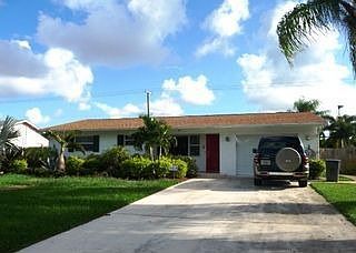 1st image of 4614 Dolphin Dr