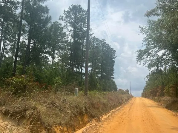 (undisclosed Address), Broxton, GA 31519