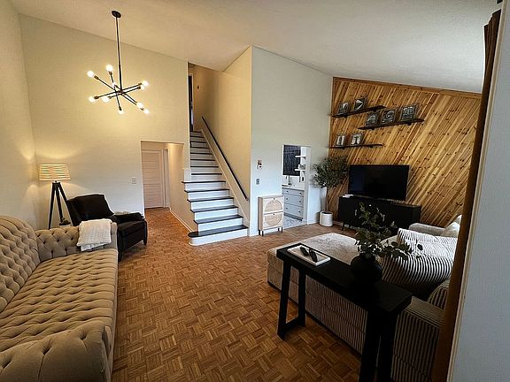 5th image of 25520 Clubside Dr Unit 11