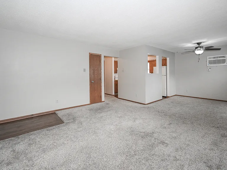 West Willow Apartments — Photo 9