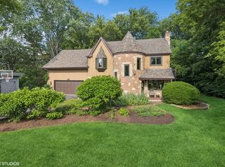 5525 Lee Ave, Downers Grove, IL 60515