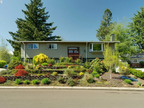 8385 SW Brookridge St, Portland, OR 97225