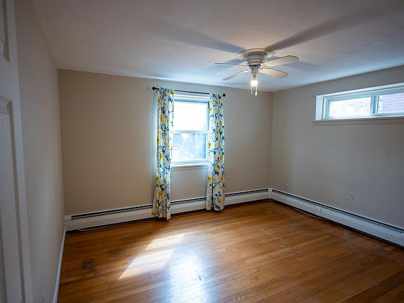 5th image of 12 Commonwealth Ct APT 5