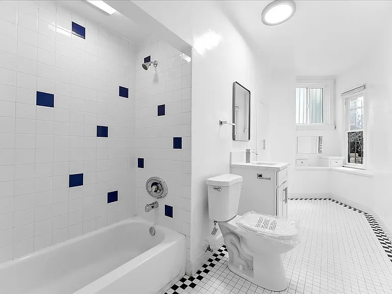3212 Hamilton Way #9 — Photo 13