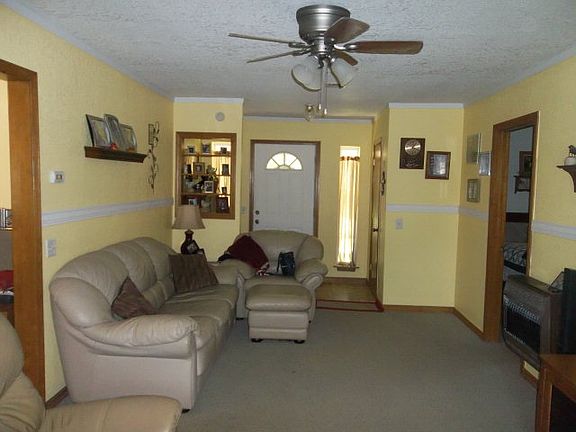 3rd image of 14335 N 3585