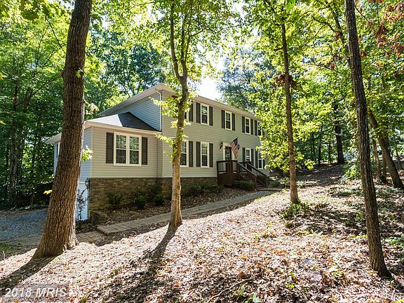 2nd image of 1201 Richmond Dr