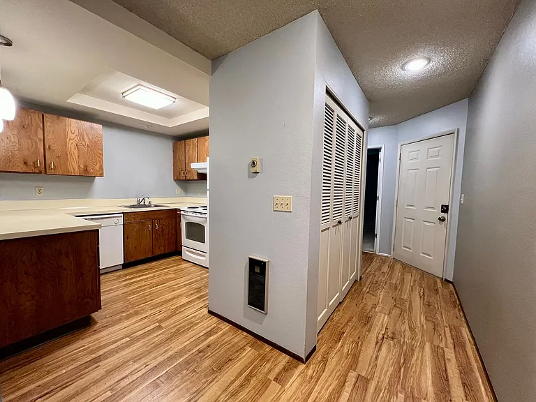4656 SW Comus Pl — Photo 9