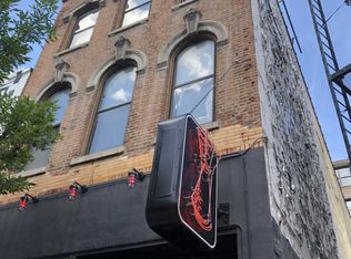 226 W Chicago Ave #2, Chicago, IL 60654
