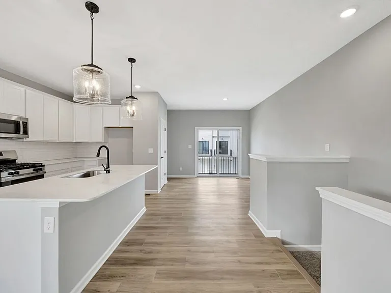 4423 Tolleston Ave — Photo 12