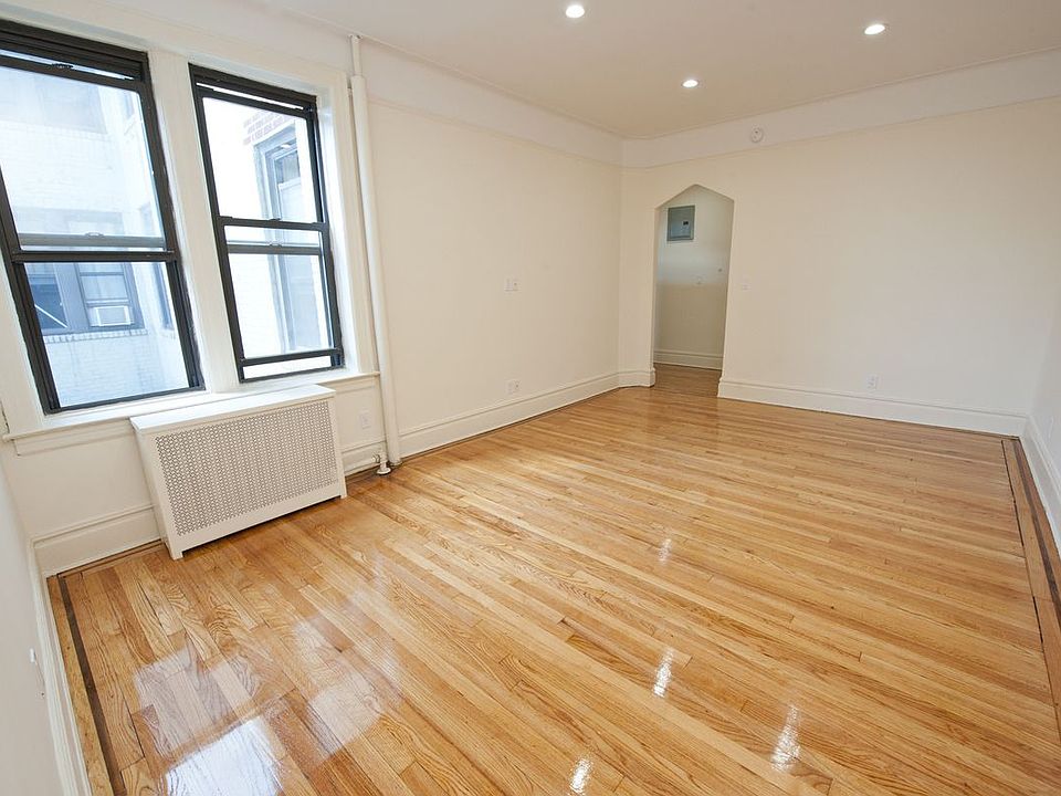 1st image of 3501 21st Ave APT 3D
