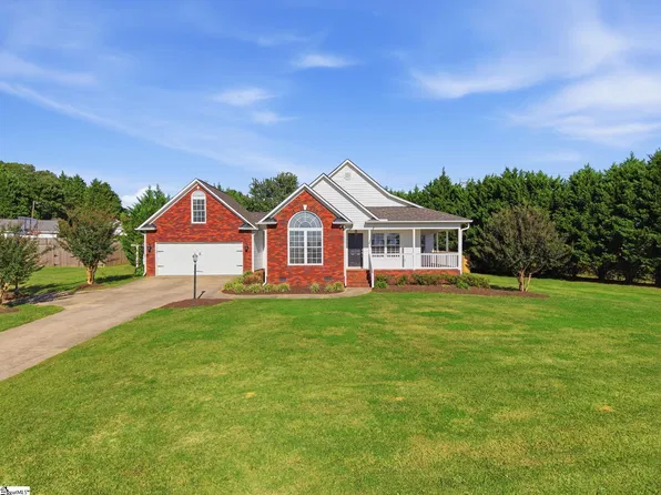 106 Olin Dr, Inman, SC 29349