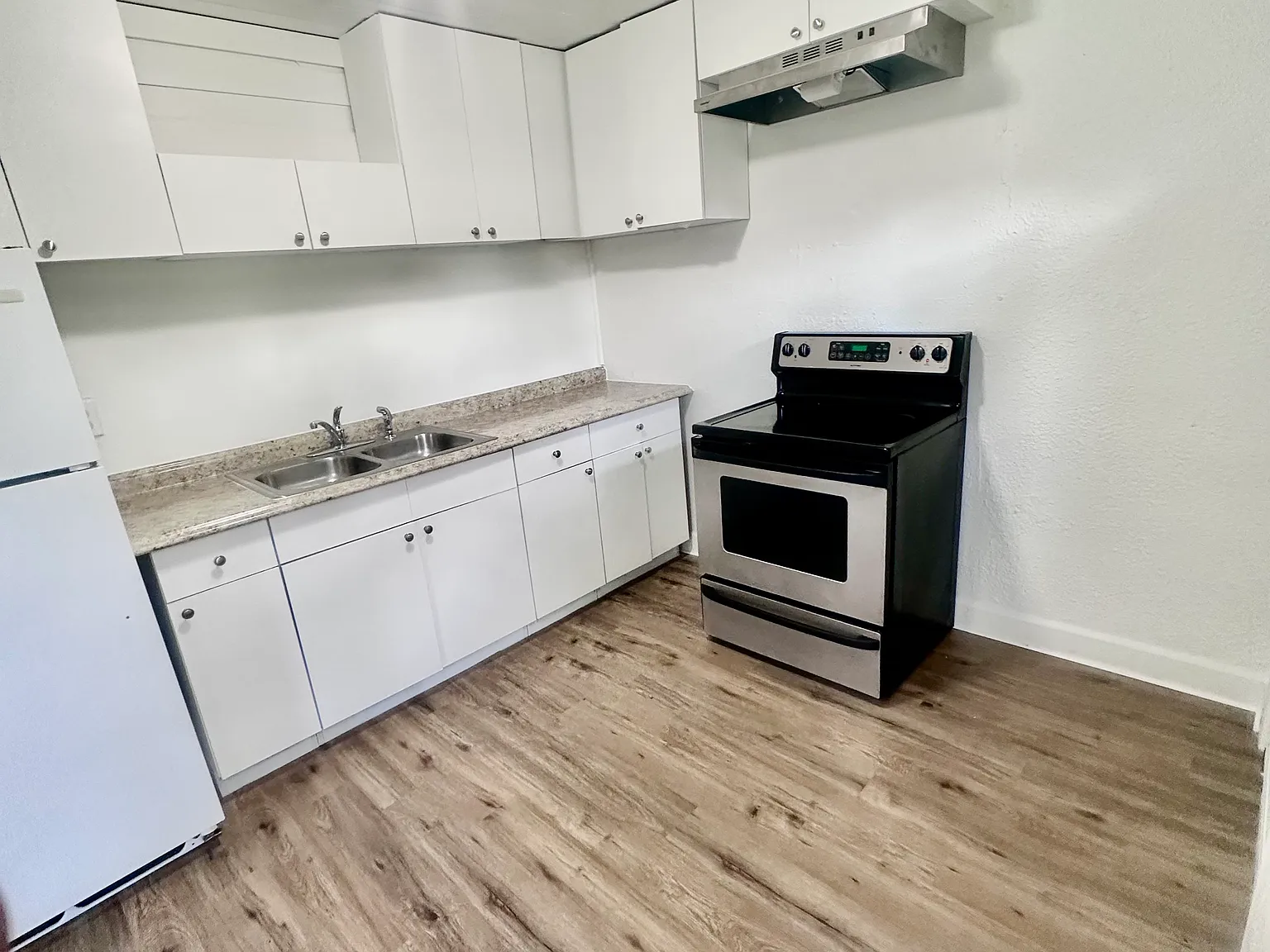 2 bed, 780 sqft, $1,250 — Photo 2
