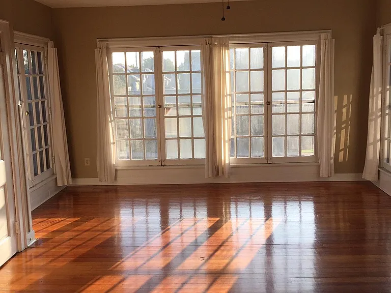524 E 11th St #3 — Photo 7
