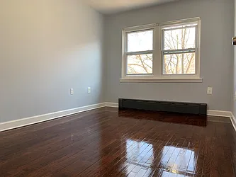 Rented by Hillel Realty Group