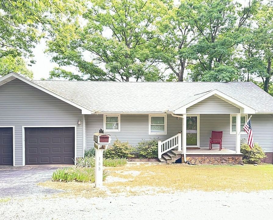 1st image of 155 Oak Cir