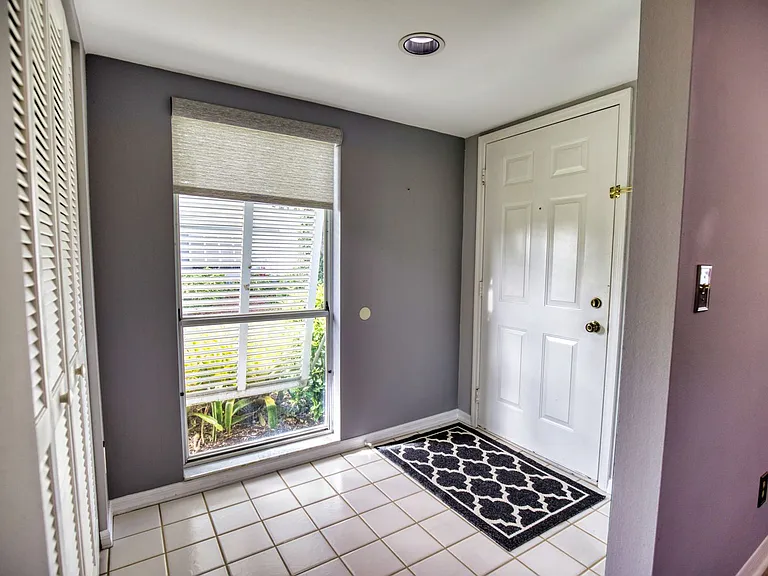208 Cerromar Way S #26 — Photo 37