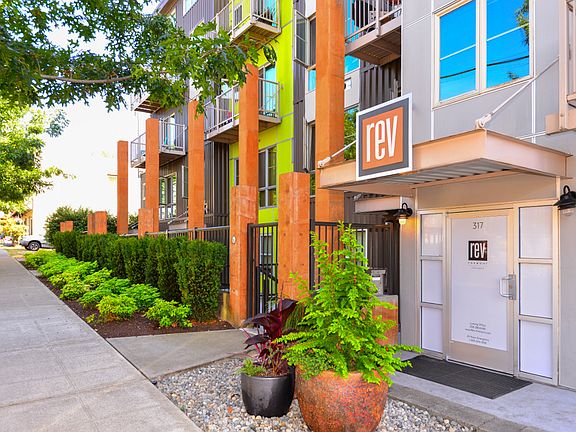 2nd image of 317 NW 41st St #304