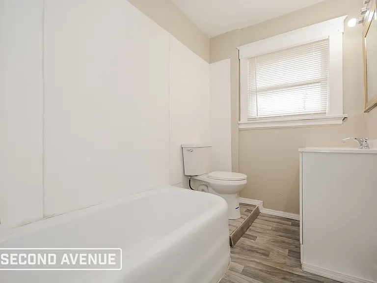 4692 Winton Rd — Photo 13