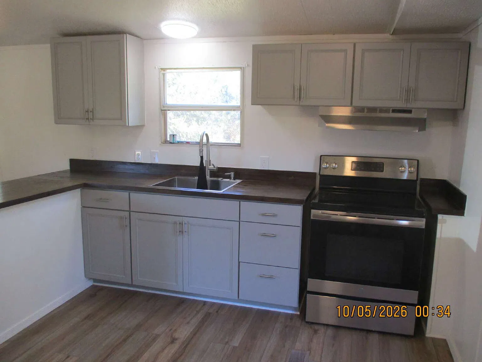 2 bed, 1.0 bath, 647 sqft, $1,400 — Photo 3