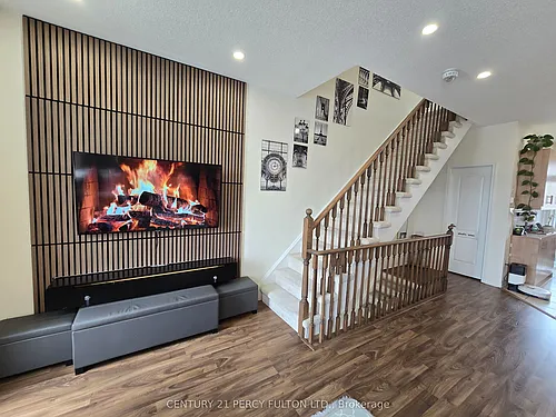1389 Salem Rd N Photo 1