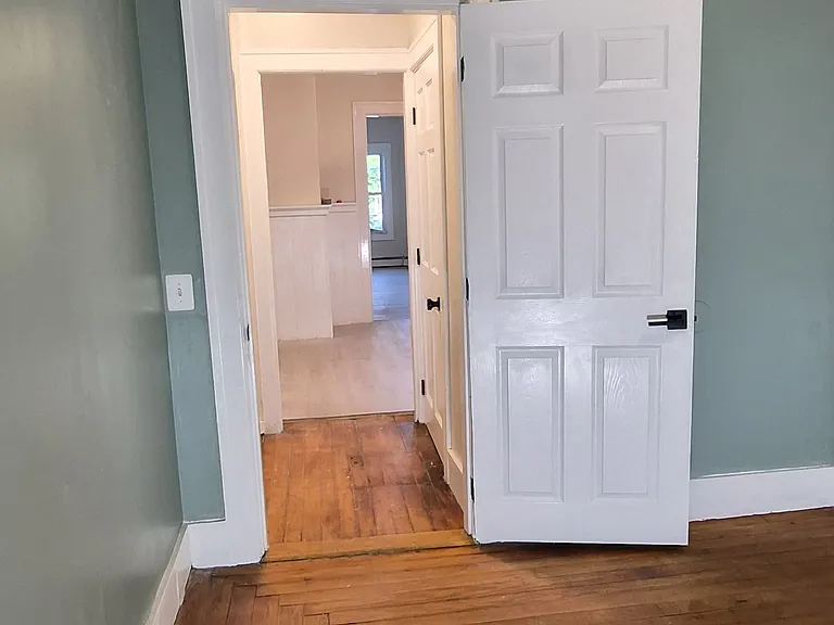 126 W Bow St #1 — Photo 5