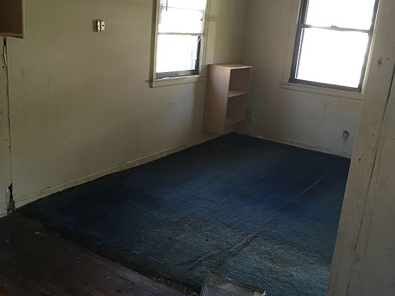 4th image of 11119 E 10th St S