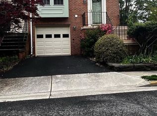 613 Suffield Dr, Gaithersburg, MD 20878