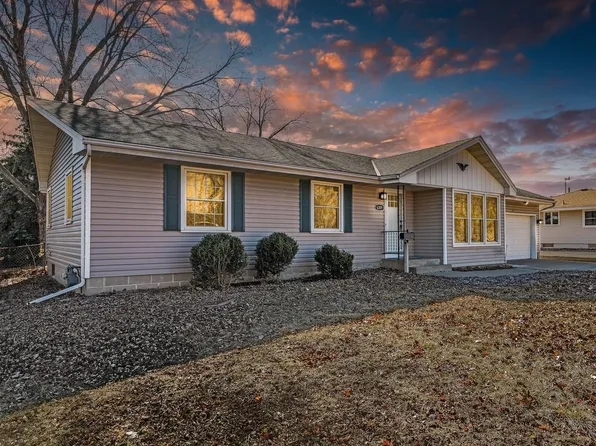 6309 Bethia Ln, Minneapolis, MN 55428