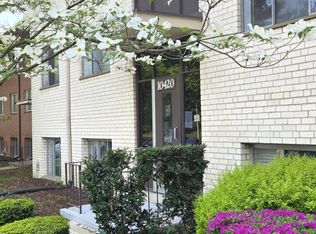 10420 Rockville Pike APT 401, Rockville, MD 20852