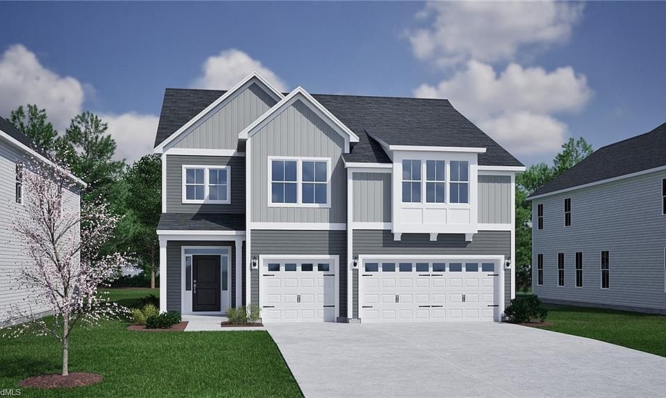 2nd image of 3010 Bayou St