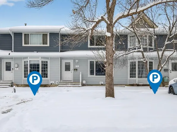 5 N Bermuda Ln NW, Calgary, AB T3K 2K1