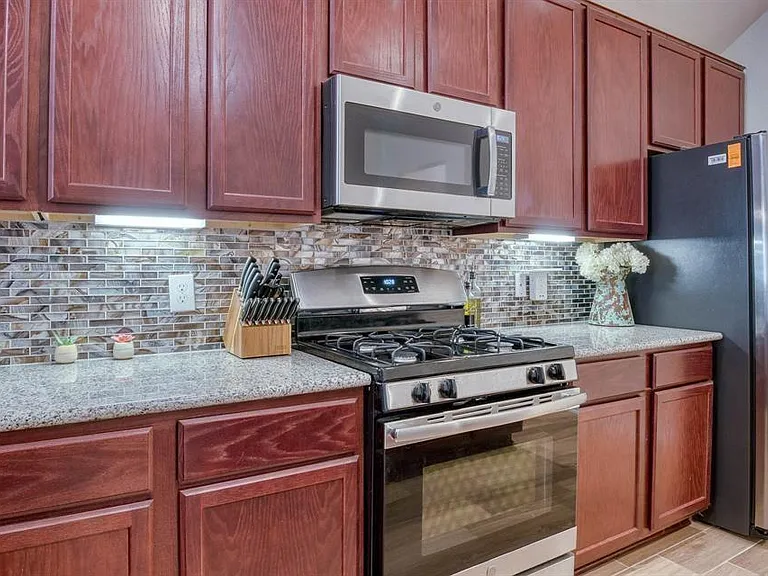 32659 Timber Point Dr — Photo 7