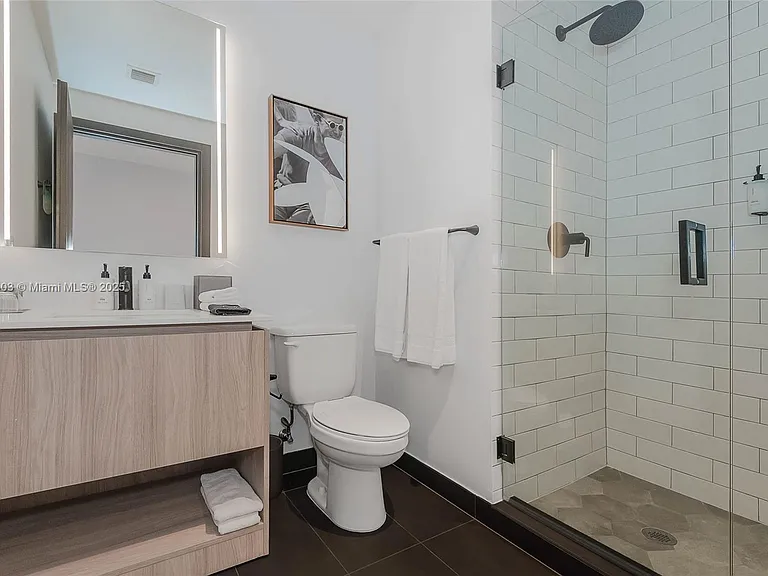 398 NE 5th St #2301 — Photo 14