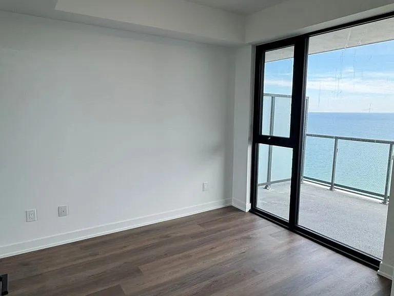 2075 Lakeshore Rd #2105 — Photo 6