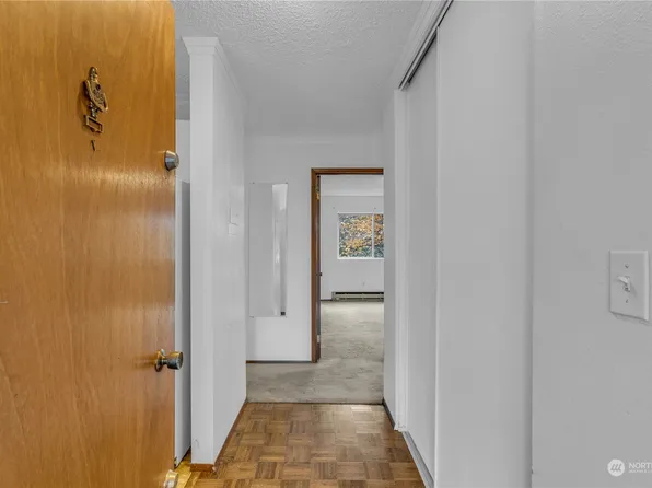 10459 S Des Moines Memorial Drive #N405, Seattle, WA 98168