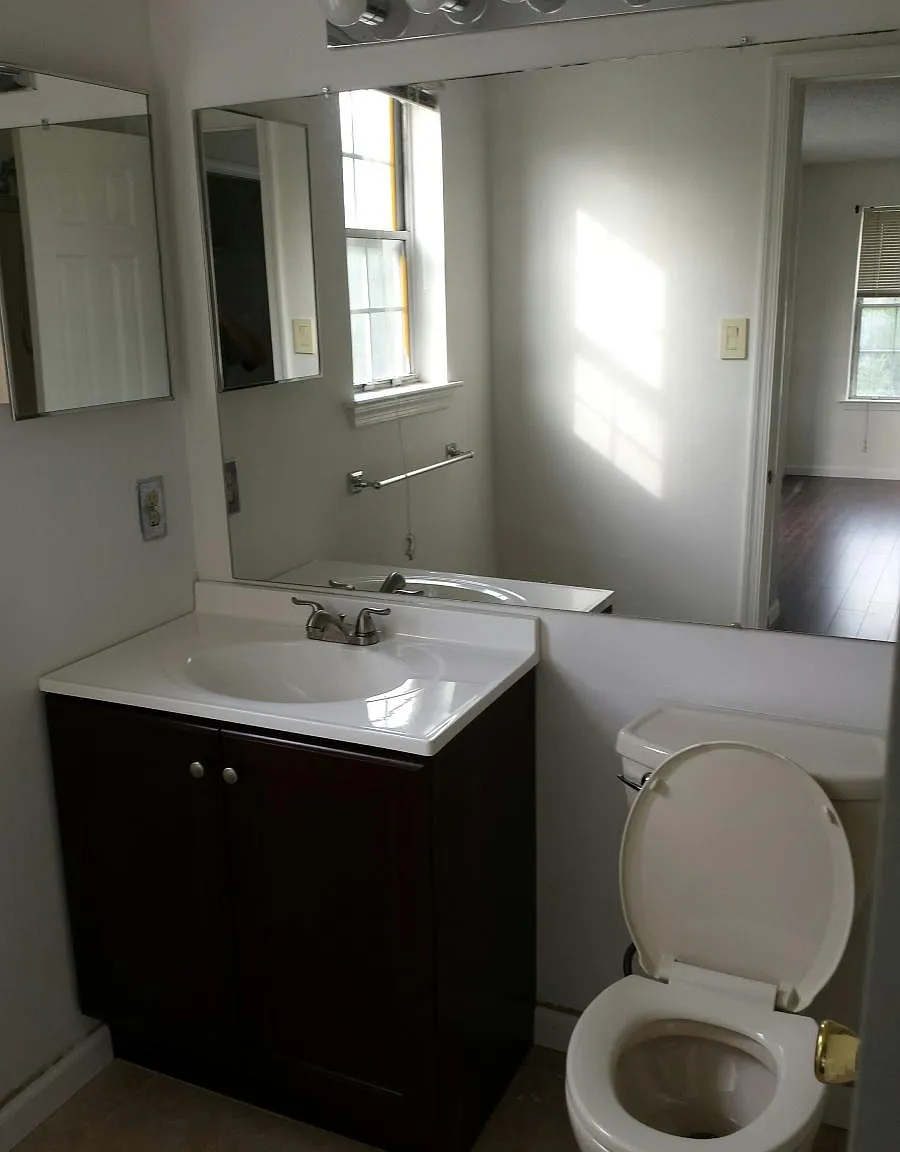 2 bed, 3.5 bath, 1186 sqft, $2,700 — Photo 4