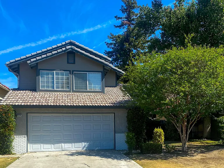 8208 Fawn St — Photo 1