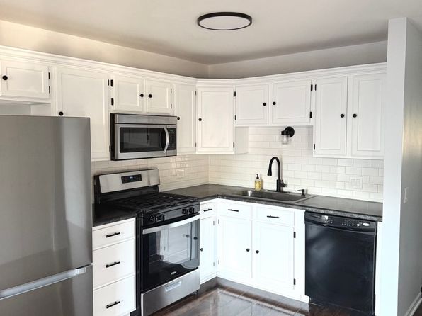 295 Woodridge Cir Unit D