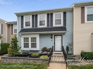 8 Rodio Ct, Sayreville, NJ
