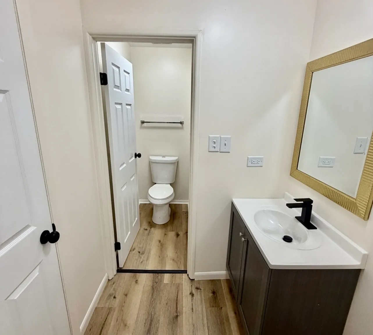 3 bed, 1150 sqft, $2,100 — Photo 4