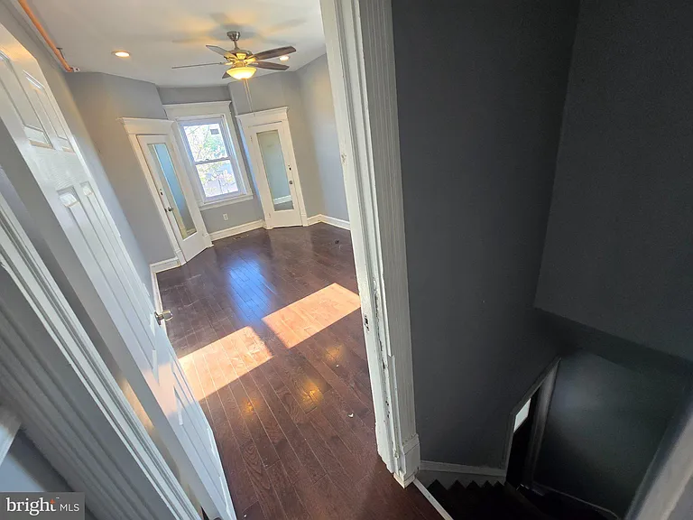 2801 W Allegheny Ave — Photo 4