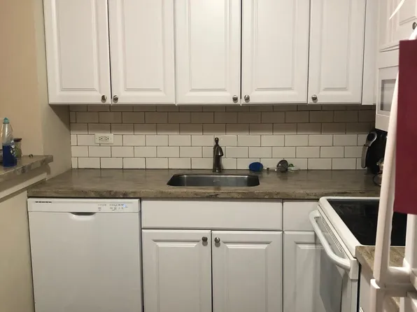 1636 N Wells St, Chicago, IL