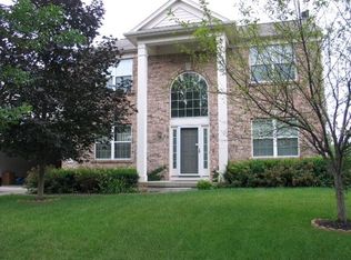 11803 Stepping Stone Dr, Fishers, IN 46037